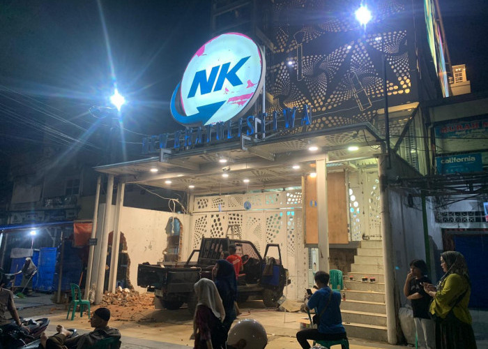 Wali Kota Bengkulu Apresiasi Pembongkaran Mandiri Toko New Khatulistiwa di Jalan KZ Abidin I