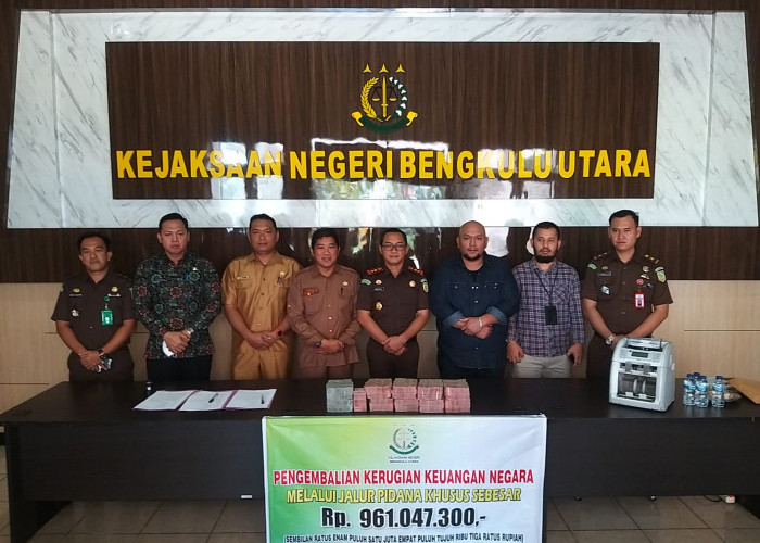 Ganti Rugi Kerusakan Bendungan, PT PMN Setor Rp 961 Juta ke Kejari Bengkulu Utara 