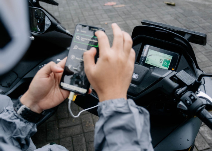 Terbaru dari Honda PCX160, Tetap Terkoneksi dan Bebas Ribet dengan Honda RoadSync