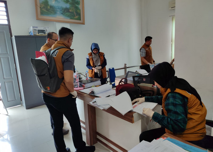 Mantan Dirut Bank Bengkulu Tersangka Kasus Kredit Kepahiang, Tahap II Tertunda Karena Sakit