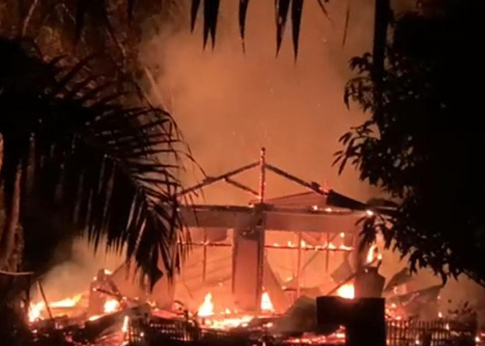 Rumah Dilalap Api, Warga Bengkulu Utara Rugi Rp 450 Juta, Ini Diduga Penyebabnya