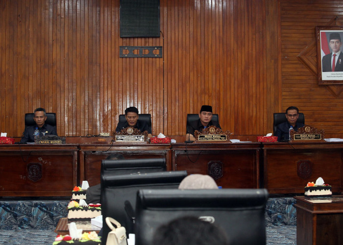 Raperda RPJMD 2025-2029 Diserahkan, Wabup Kaur Mulai Susun Peta Jalan Pembangunan Lima Tahun Kedepan