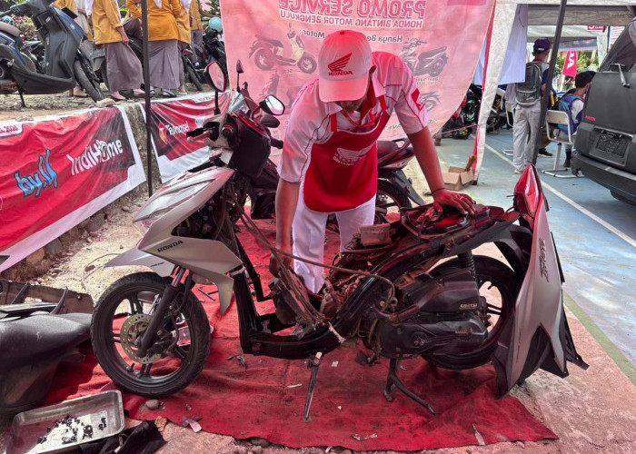 Astra Motor Bengkulu Berikan Layanan Servis Motor pada Pelajar Lewat HOLAHOOP di SMK 3 Seluma
