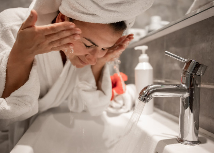 Sering Cuci Muka Justru Bisa Bikin Kulit Bermasalah? Ini Penjelasannya