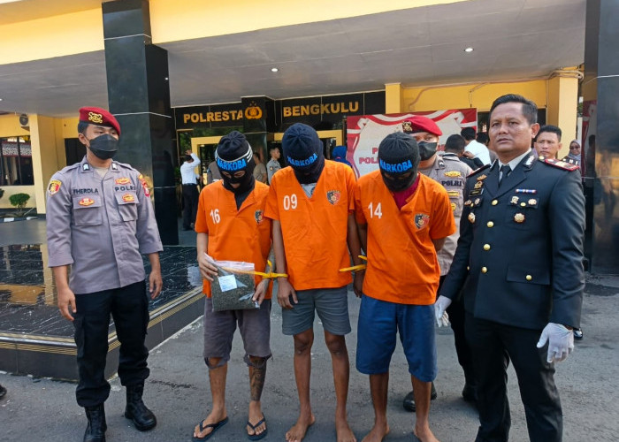 Antisipasi Penyalahgunaan oleh Anggota, Kapolresta Rahmad Hidayat Musnahkan Puluhan Paket Narkoba