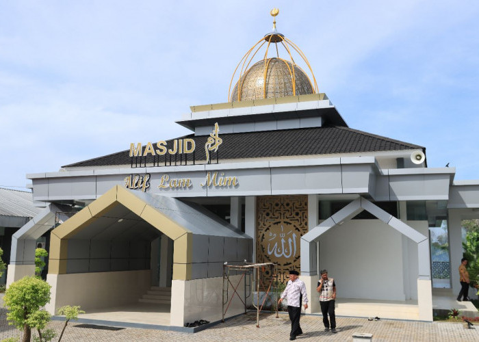 Musala Najmuddin jadi Masjid Alif Lam Mim