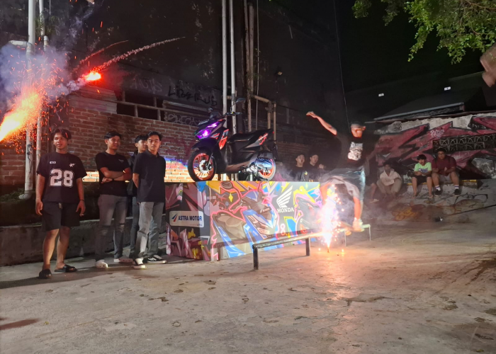 Vario Night Ride Vol.2 Jadi Ajang Kebersamaan Komunitas Honda di Bengkulu