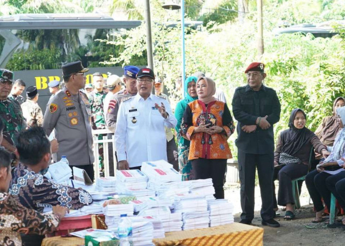 Gubernur Rohidin Tinjau Pelaksanaan Pemungutan Suara dan Kesiapan Pemilu Bengkulu 2024 