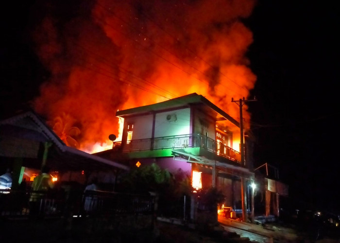 Korsleting Listrik, Rumah Warga Kaur Ludes Terbakar