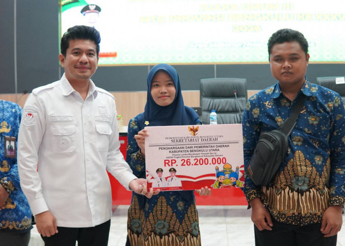 Sambut Kafilah MTQ ke-XXXVII, Bupati Arie Septia Adinata Serahkan Bonus Rp26,2 Juta Rupiah