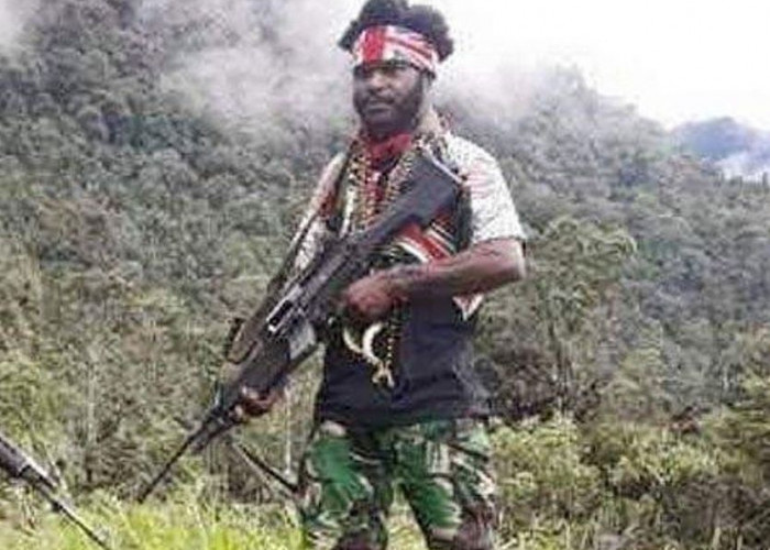 Jejak Berdarah Egianus Kogoya, Panglima KKB Papua yang Dikenal Brutal