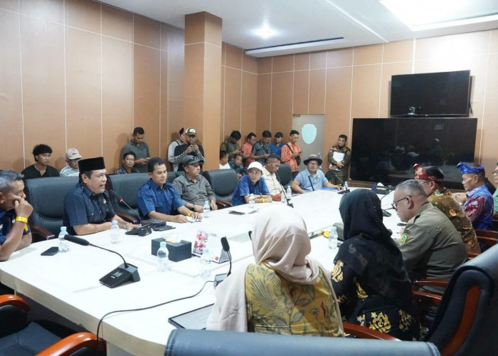 Pemkot Bengkulu Bahas Konflik Parkir Pasar Panorama dan Nasib Jukir Alfamart