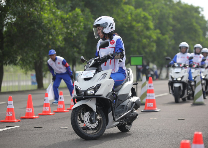 Edukasi Berkendara Jadi Prioritas, Para Jagoan Safety Riding Honda Diuji Keahliannya