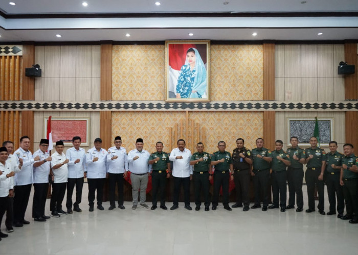 Dukung Percepatan Pembangunan Koperasi Merah Putih, Wagub Mian Optimistis Target 2026 Tercapai