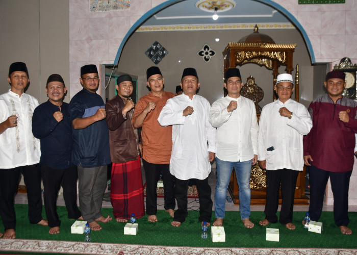 Wabup Rejang Lebong Gelar Safari Ramadhan di Desa Taba Tinggi, Tebar Bantuan untuk Masjid dan Dhuafa