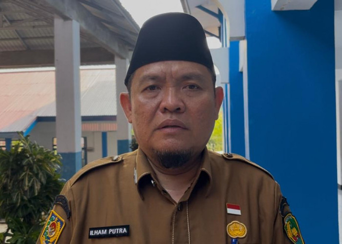 Dinas Pendidikan Tegaskan Sekolah Dilarang Arahkan Pembelian Seragam Nasional
