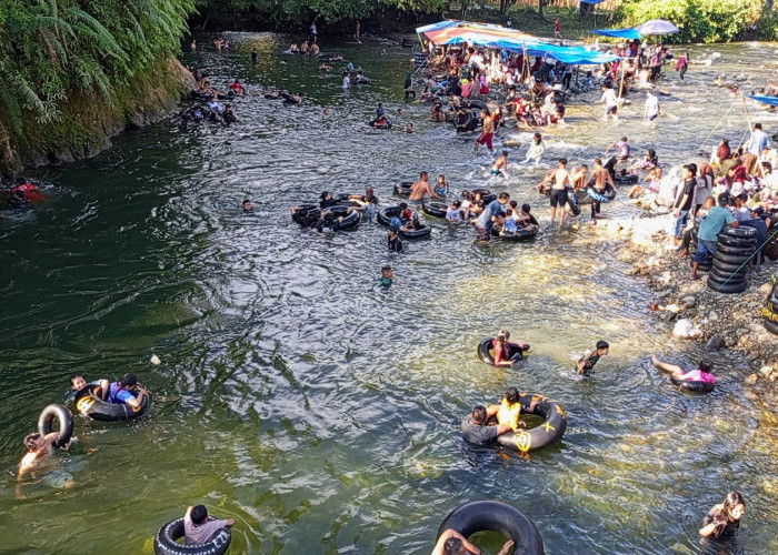 Libur Lebaran, Sampah Jadi Sorotan di Wisata Lubuk Langkap