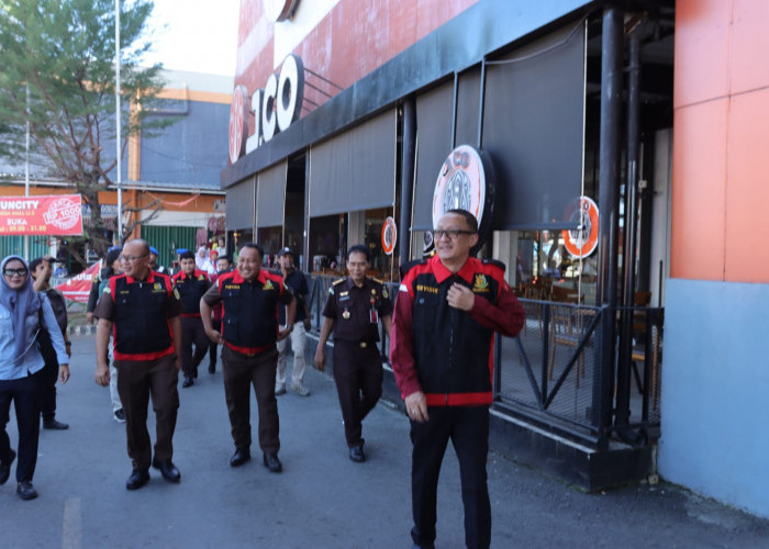 Kejati Bengkulu Sita Mega Mall dan PTM Terkait Dugaan Korupsi PAD Puluhan Miliar