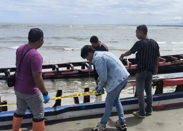 Polresta Bengkulu Amankan 6 Orang, Olah TKP dan Pasang Garis Polisi di Lokasi Puing Kapal KM Putra