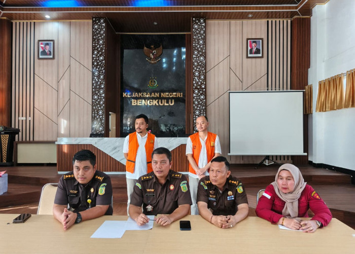 Penyidik Pidsus Kejati Bengkulu Limpahkan Dua Tersangka Baru Kasus Korupsi Tambang Batu Bara