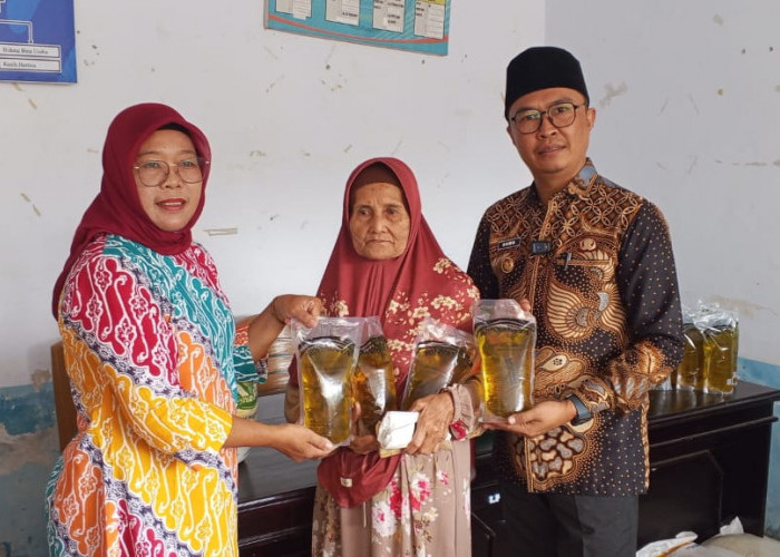 123 Warga Batu Kuning Terima Bantuan Pangan, Pemdes Tegaskan Tak Boleh Diperjualbelikan