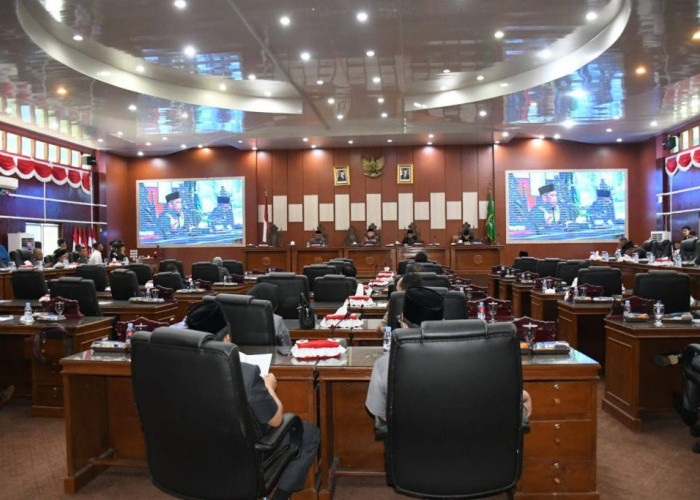 DPRD Kota Bengkulu Dukung Raperda P-APBD 2025, Beri Catatan Khusus untuk Kenaikan PAD