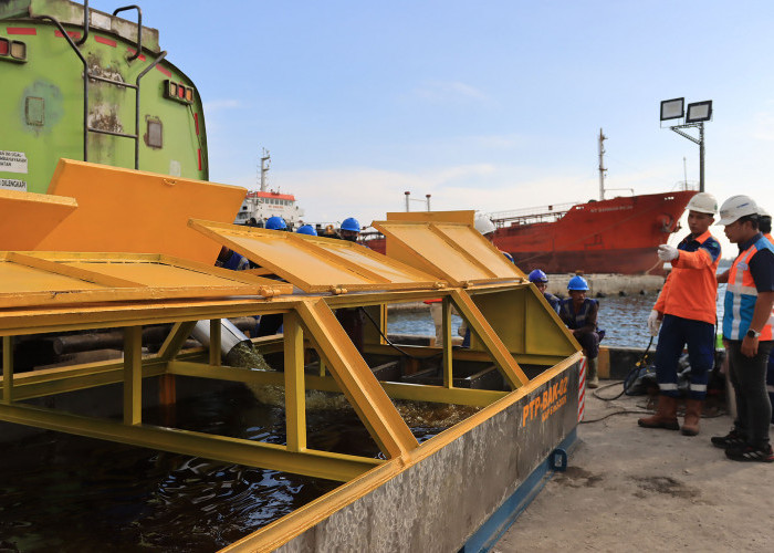 FOTO: Drop Tank Pelabuhan Pulau Baai 