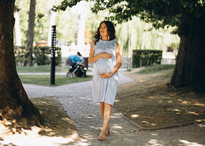 Power Walk, Rahasia Menjaga Metabolisme dan Posisi Janin Tetap Optimal