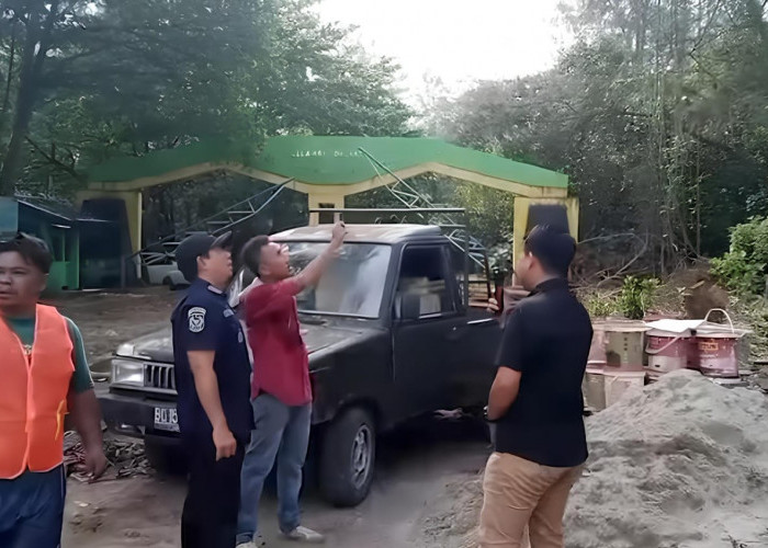 Pemkot Bengkulu Percantik Kawasan Pantai Panjang, Gapura Wisata Ikut Direnovasi