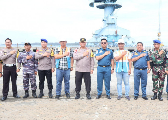 Pantau Objek Vital, Wakapolda Bengkulu Cek Stok BBM hingga Kesiapan Kapal ke Enggano