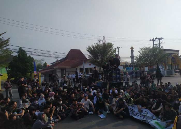 Aksi Demo HMI Cabang Bengkulu Berlangsung Damai, Dewan Terima Tuntutan Massa Aksi