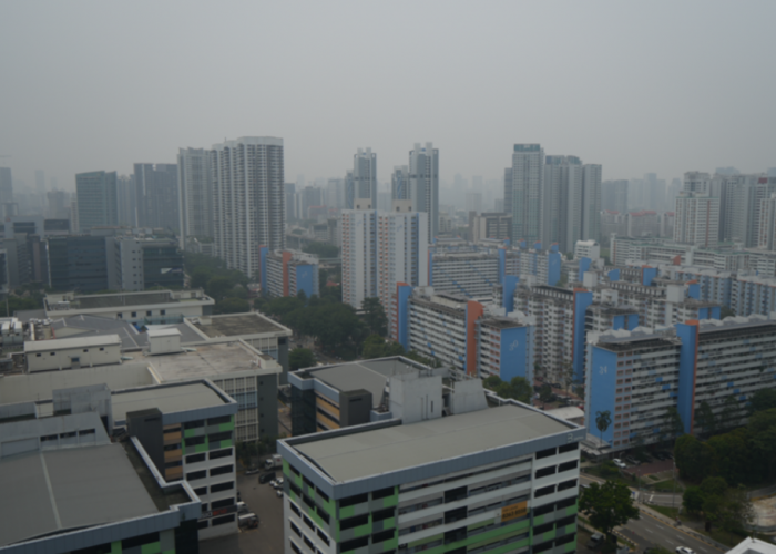 Kabut Asap dari Sumatra Selimuti Singapura, PSI Tembus Kategori Tak Sehat