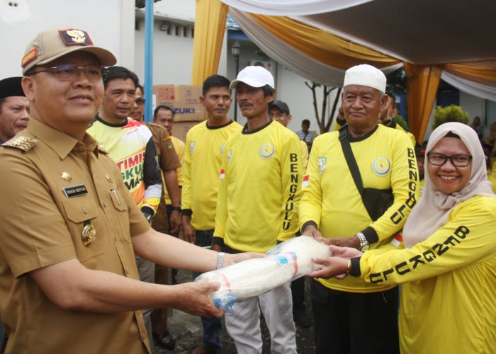 7 Kabupaten di Bengkulu Ini Terima Bantuan Alat Perikanan Senilai Rp 1,9 M