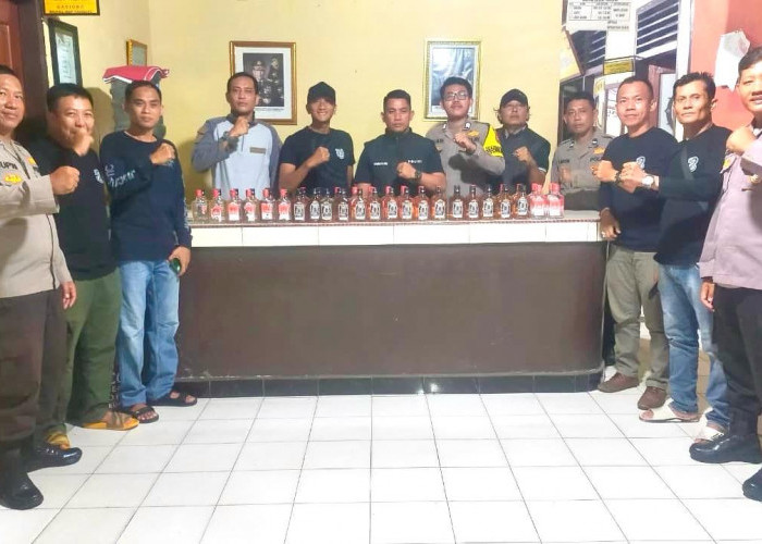 Polsek Kaur Selatan Razia Warung Remang, Sita Miras Berbagai Merek Selama Ramadan