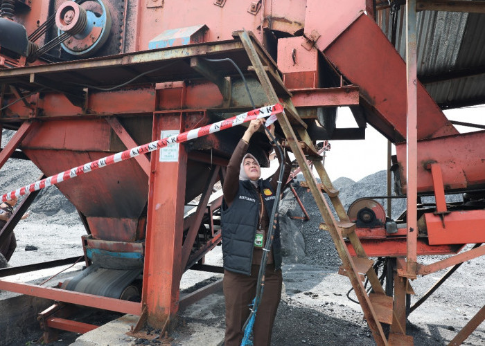Usut Korupsi Tambang Rp500 Miliar, Kejati Bengkulu Segel Tiga Stockpile Batu Bara Dua Perusahaan