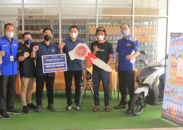 Pemenang Gebyar Sobek Label Yamalube Ini Dapat Hadiah Motor Yamaha