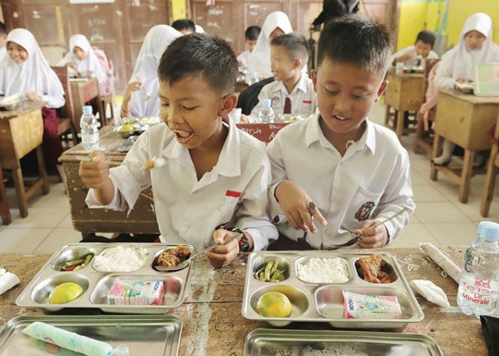 Pelaksanaan Program Makan Bergizi Gratis Tunggu Arahan Pemerintah Pusat