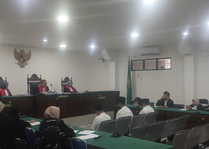 Tiga Terdakwa Korupsi Rekrutmen THL Perumda Tirta Hidayah Divonis Bersalah, Samsu Bahari Dihukum 6 Tahun Penja