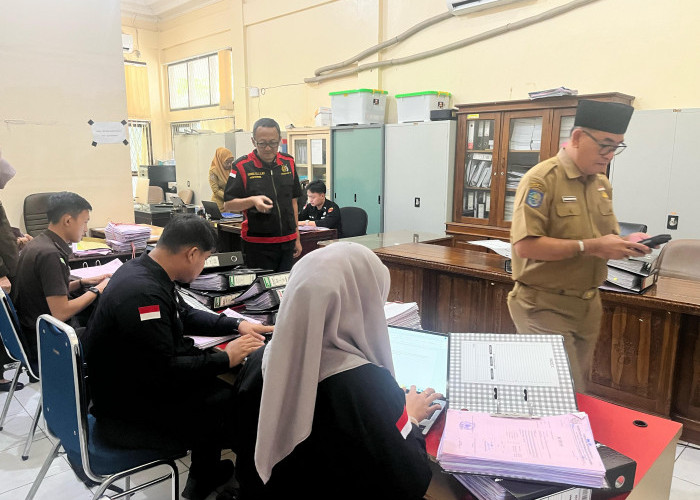 Breaking News! Kejati Bengkulu Geledah Kantor Sekretariat DPRD Provinsi, Usut Dugaan Korupsi SPPD