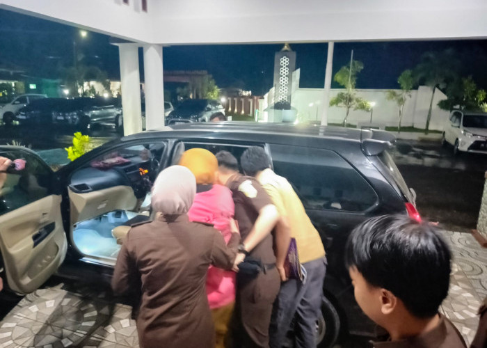 Kejari Kaur Tahan Eks Anggota DPRD dan Bendahara, Terlibat Korupsi Perjalanan Dinas Rp13 Miliar