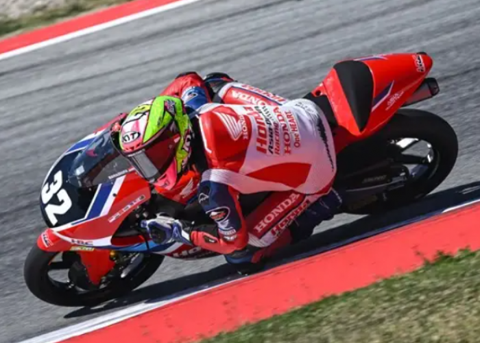 Ramadhipa Impresif, Melesat Raih Podium Perdana di Moto3 Junior Barcelona