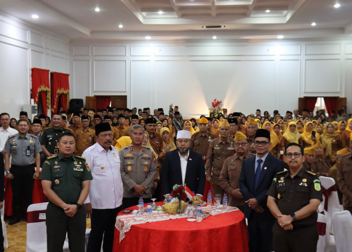 Bantuan Perbaikan Rumah Veteran Bengkulu dari Gubernur Bengkulu Jadi Kado Istimewa HUT Kemerdekaan RI ke-80