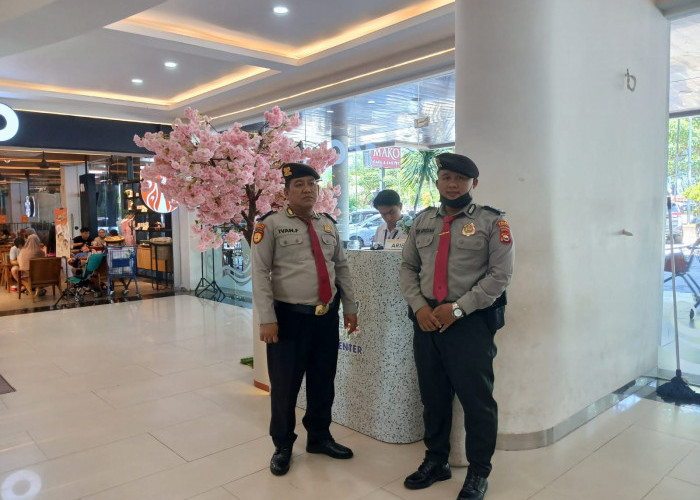 Ditpamobvit Polda Bengkulu Gelar Patroli Dialogis di Bengkulu Indah Mall dan Pantai Panjang