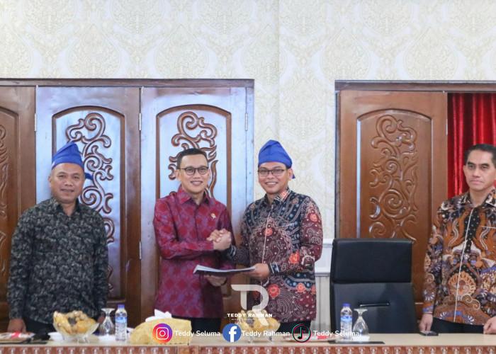 Dilantik Sebagai Ketua Dewan Penasehat IKA UNDIP, Teddy Rahman Siap Perkuat Peran Alumni