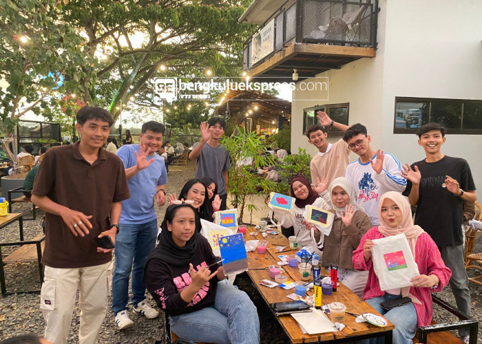 Komunitas Scoopy Bengkulu Rayakan Kebersamaan Lewat Couple Tote Bag Painting dan Love Letter Session 
