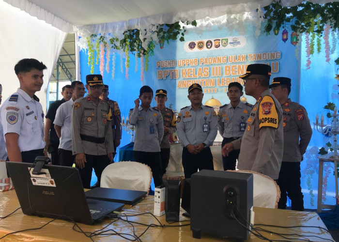  Kapolres Rejang Lebong Monitoring Jalur Perbatasan, Arus Mudik Rejang Lebong–Lubuk Linggau Masih Lancar