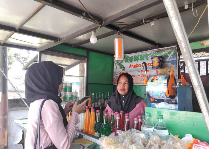 Es Kuwut Bali Pak De Cacak: Minuman Segar yang Kaya Manfaat Untuk Kesehatan