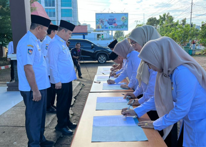 Sekda Provinsi Bengkulu Pimpin Apel, Tegaskan Komitmen Anti Pungli dan Gratifikasi