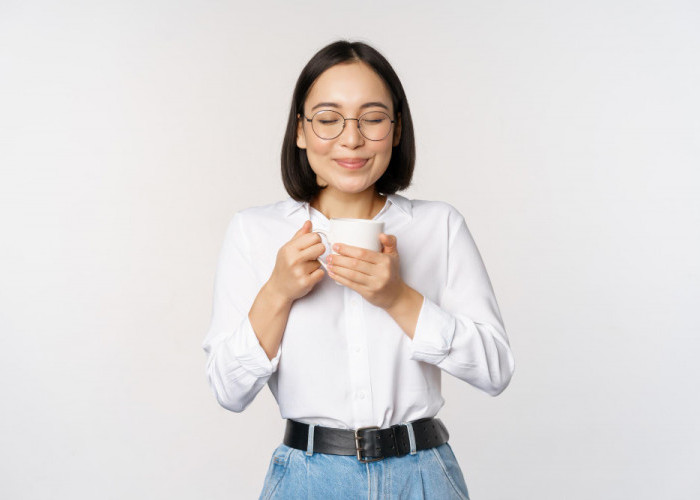 Jangan Asal Seduh! Ini Cara Aman Minum Kopi bagi Penderita Hipertensi