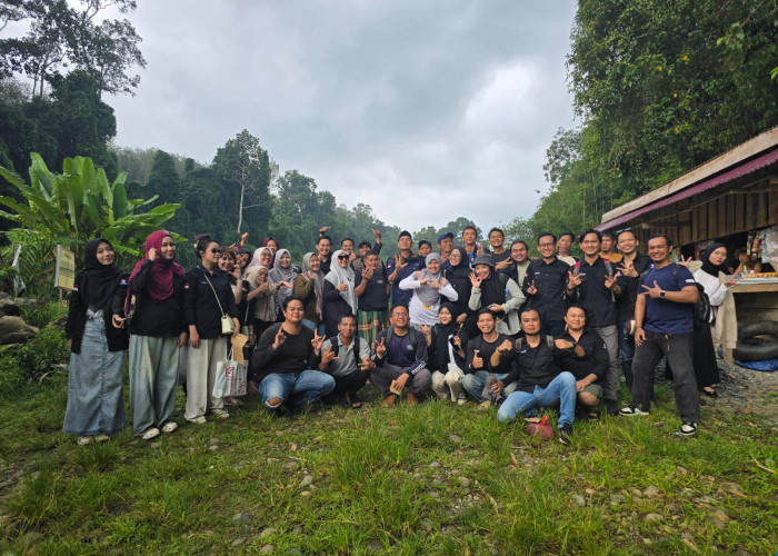 Mahasiswa Magister Ilmu Komunikasi UNIB Gali Potensi Wisata Desa Taba Lubuk Puding Melalui Kuliah Lapangan